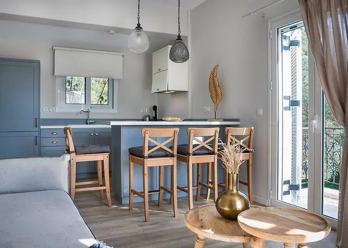 Julia's Luxury Suites, Cephallonia Near Argostoli Apartment