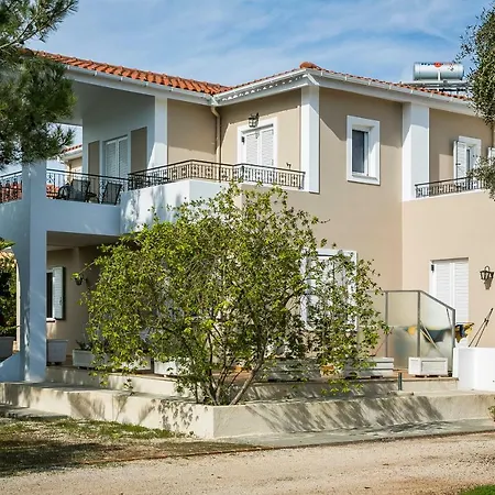 Julia's Luxury Suites, Cephallonia Near Argostoli Kástron